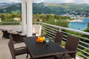  The Beach Apartments  Сплит